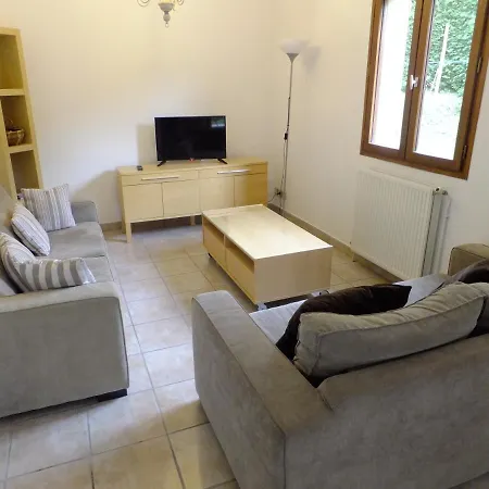 Le Clos Gentiane 4*